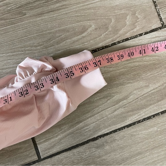 Lululemon Beyond the Studio Jogger Feather Pink- Women’s Size 4 $118 - Picture 9 of 13